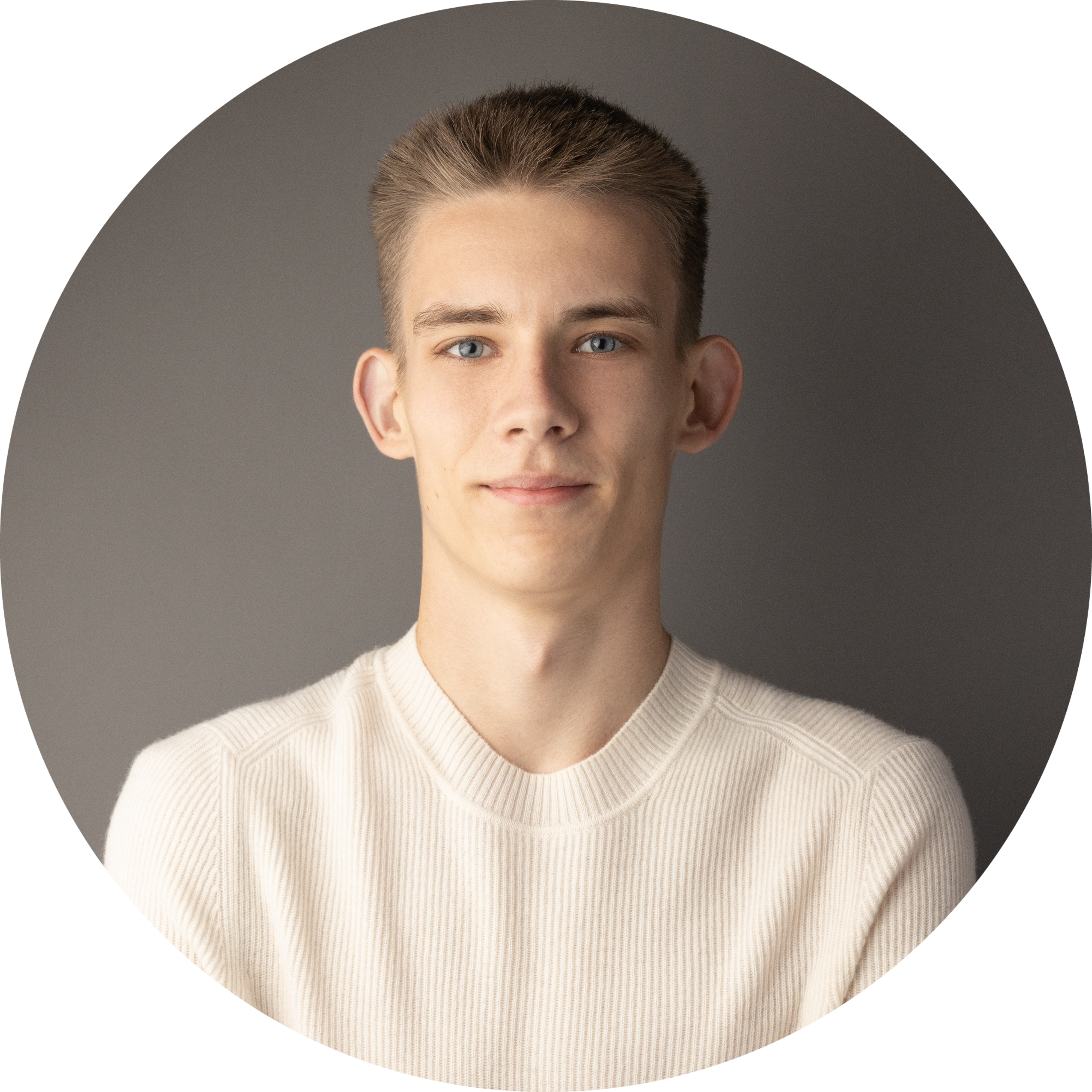 Kacper Morawski - Ekspert Cold Mailingu B2B